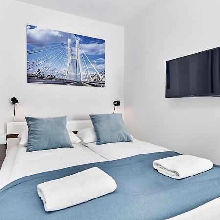 Apartments Wroclaw Pulaskiego By Noclegi Renters ภายนอก รูปภาพ