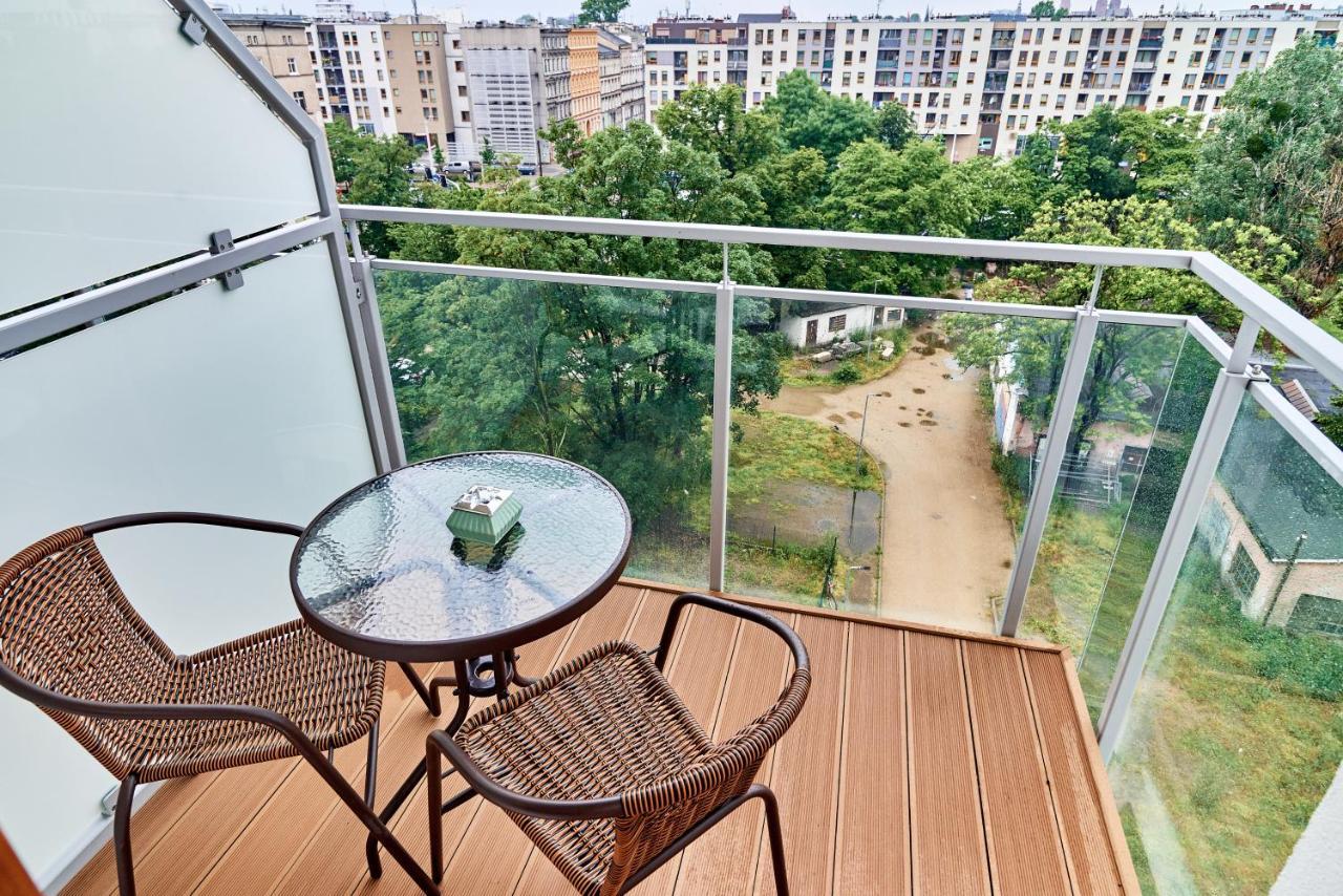 Apartments Wroclaw Pulaskiego By Noclegi Renters ภายนอก รูปภาพ