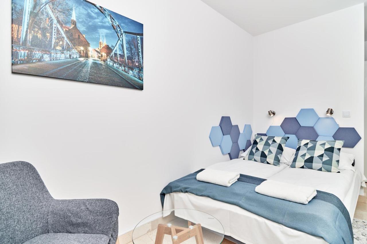 Apartments Wroclaw Pulaskiego By Noclegi Renters ภายนอก รูปภาพ