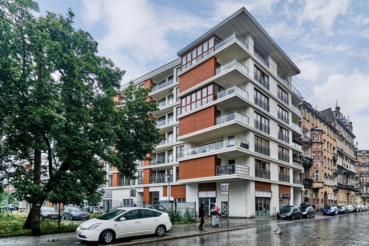 Apartments Wroclaw Pulaskiego By Noclegi Renters ภายนอก รูปภาพ