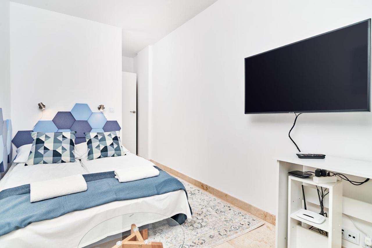 Apartments Wroclaw Pulaskiego By Noclegi Renters ภายนอก รูปภาพ
