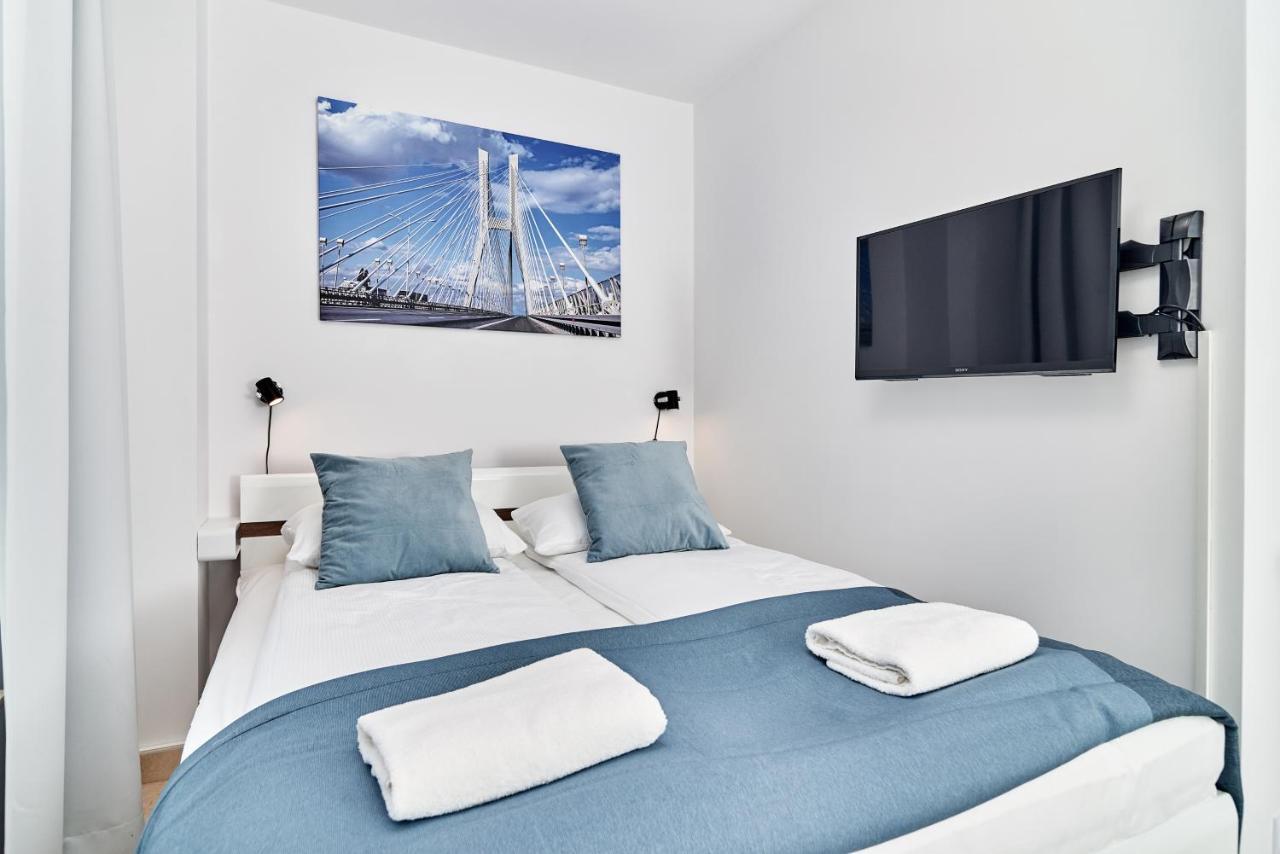 Apartments Wroclaw Pulaskiego By Noclegi Renters ภายนอก รูปภาพ